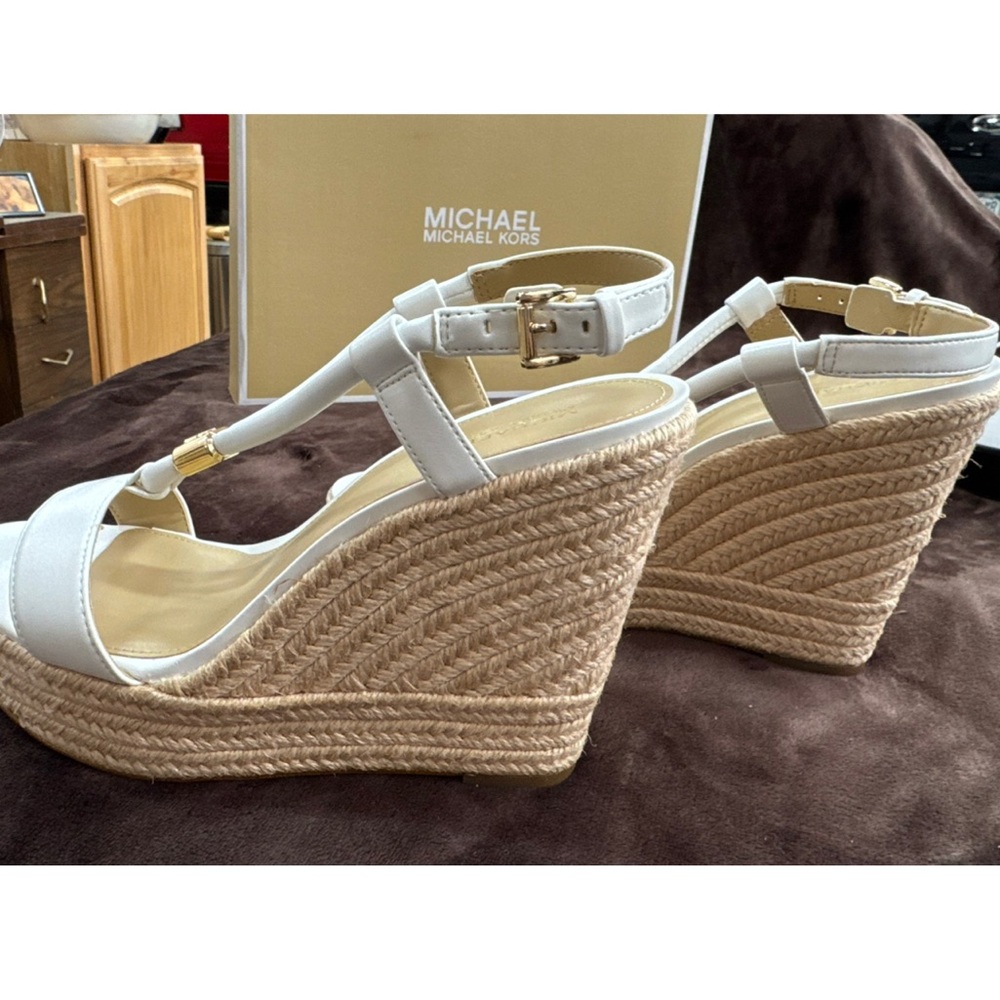 Michael Kors White Wedge Sandals size 9.5 NWT - Picture 3 of 10